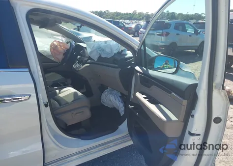 2018 Honda Odyssey Touring from USA, damaged, VIN 5FNRL6H84JB027099